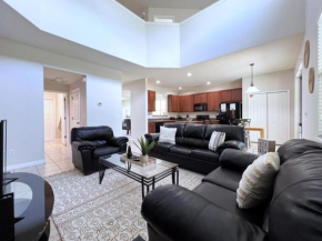 Luxurious 6Bd Pool Haven Refreshing and Chic-4464N home